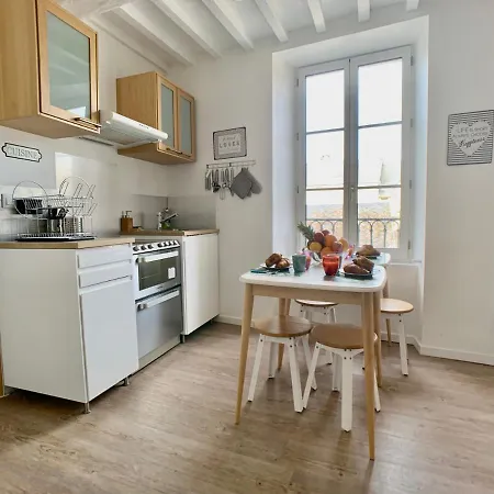 Enjoy #2 - Old Town & Wifi Apartment Bayeux