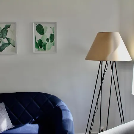 Enjoy #2 - Old Town & Wifi דירה *