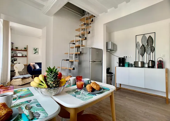 アパート Enjoy #2 - Old Town & Wifi