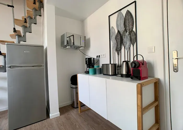 Enjoy #2 - Old Town & Wifi * באיו