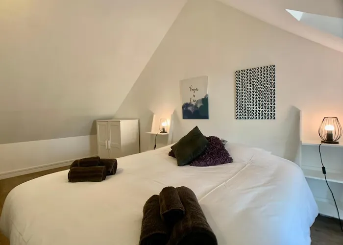 Enjoy #2 - Old Town & Wifi * バイユー